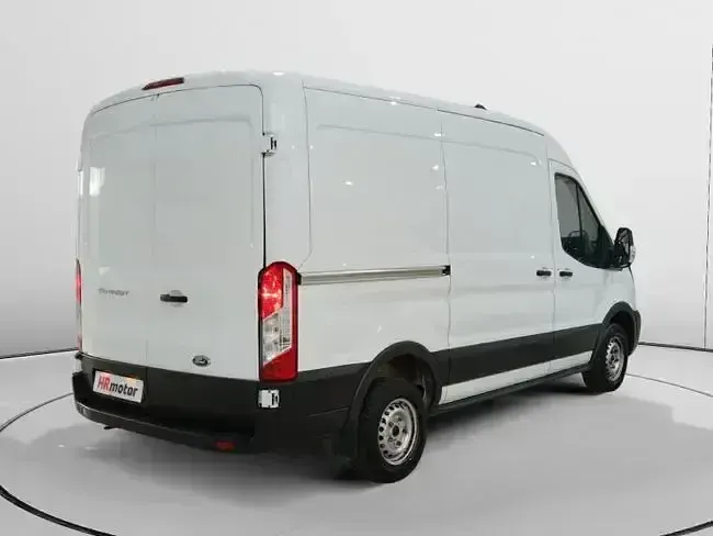 Usado Ford Transit Trend 131 CV (96 kW) 2024 Blanco Van