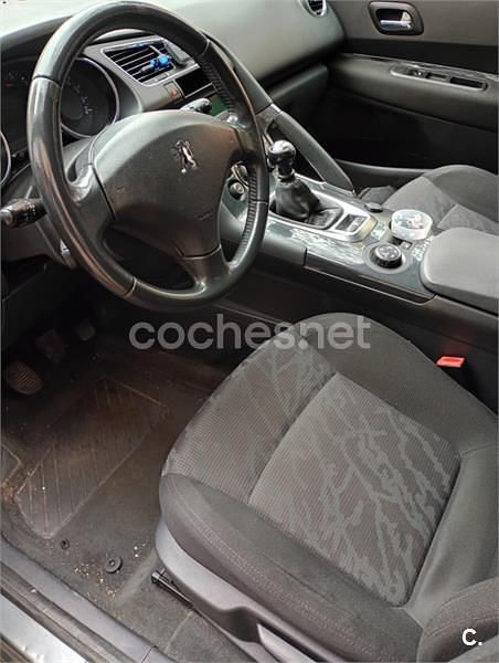 Usado Peugeot 3008 110 CV (80 kW) 2009 Gris / plata Berlina