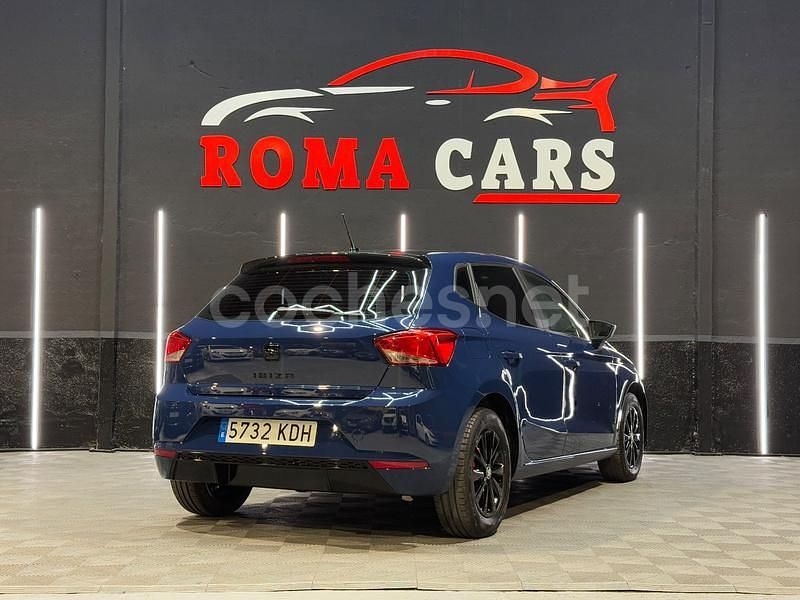 Usado Seat Ibiza Reference 95 CV (69 kW) 2017 Azul Berlina