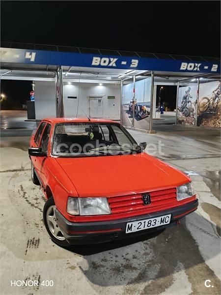 Usado Peugeot 309 65 CV (47 kW) 1991 Rojo Utilitario