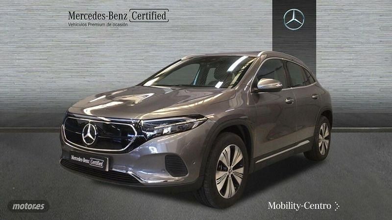 Mountaingrau met. Usado 2023 Mercedes EQA350 Progressive SUV | 39.900 € - Imagen 1/4