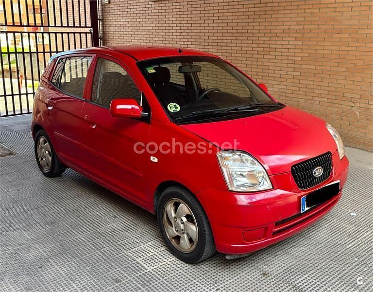 Usado Kia Picanto Active 75 CV (55 kW) 2007 Rojo Utilitario
