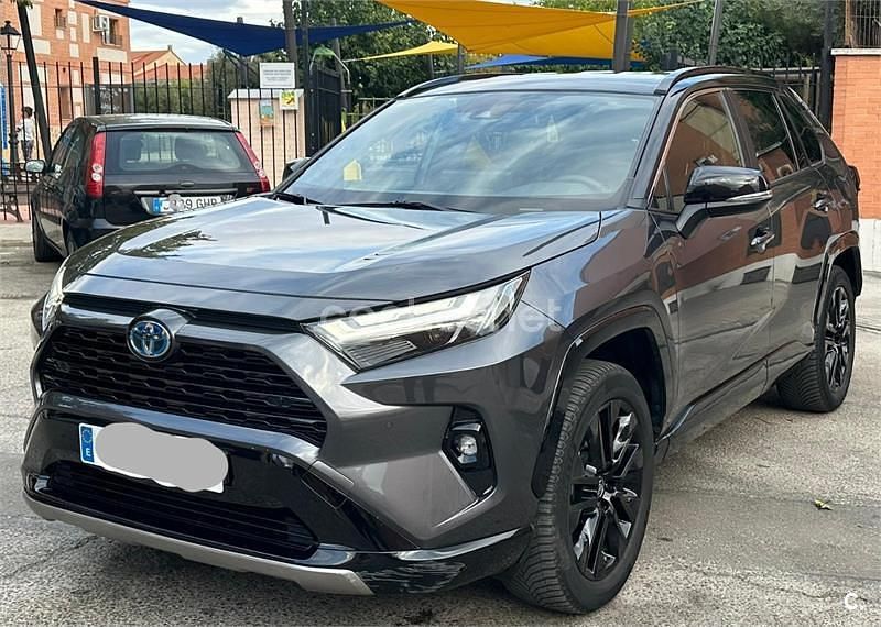 Gris / plata Usado 2024 Toyota RAV4 Hybrid Style SUV | 34.200 € (Super precio) - Imagen 1/4