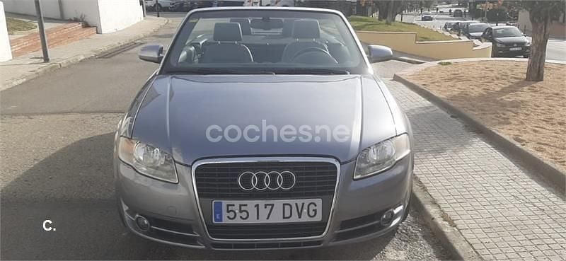 Usado Audi A4 Cabriolet 200 CV (147 kW) 2006 Gris / plata Descapotable