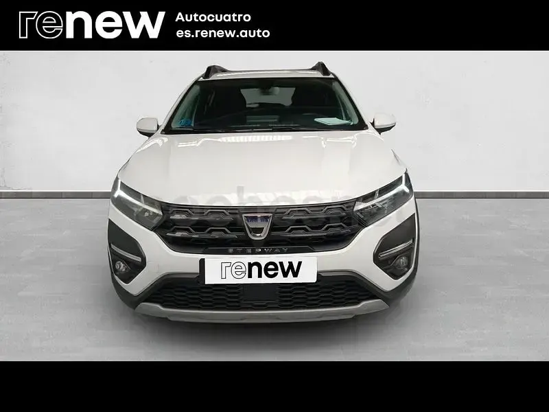Usado Dacia Sandero Comfort 101 CV (74 kW) 2022 Blanco Berlina