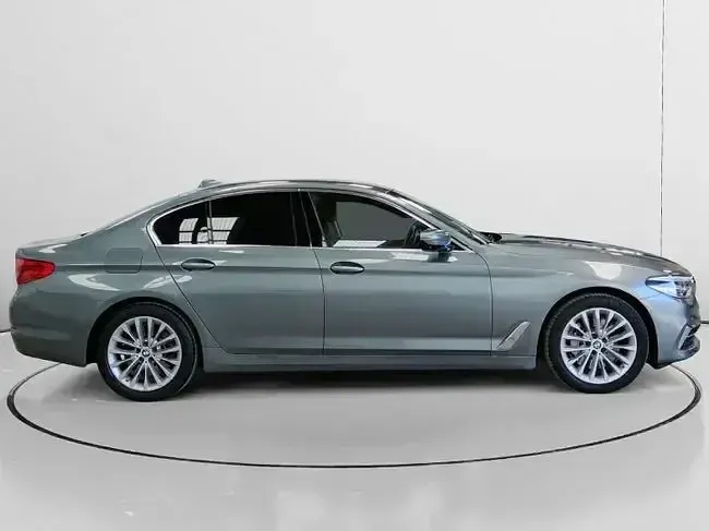 Usado BMW 530 265 CV (194 kW) 2019 Gris Berlina