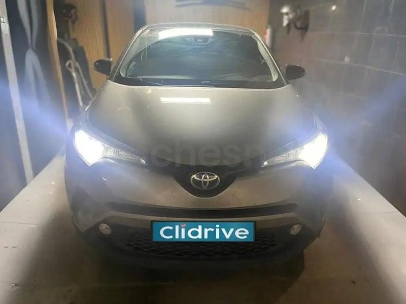 Usado Toyota C-HR Advance 122 CV (89 kW) 2017 Gris / plata SUV