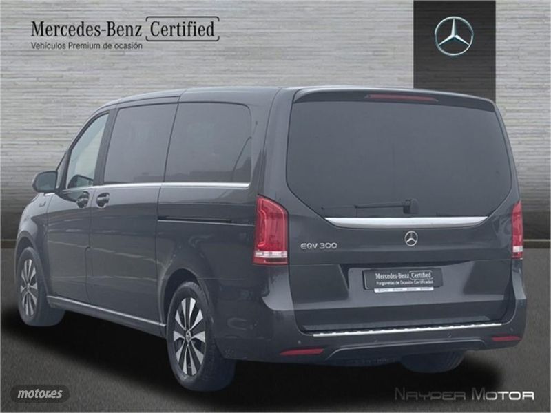 Usado Mercedes EQV300 150 kW (204 CV) 2022 Gris