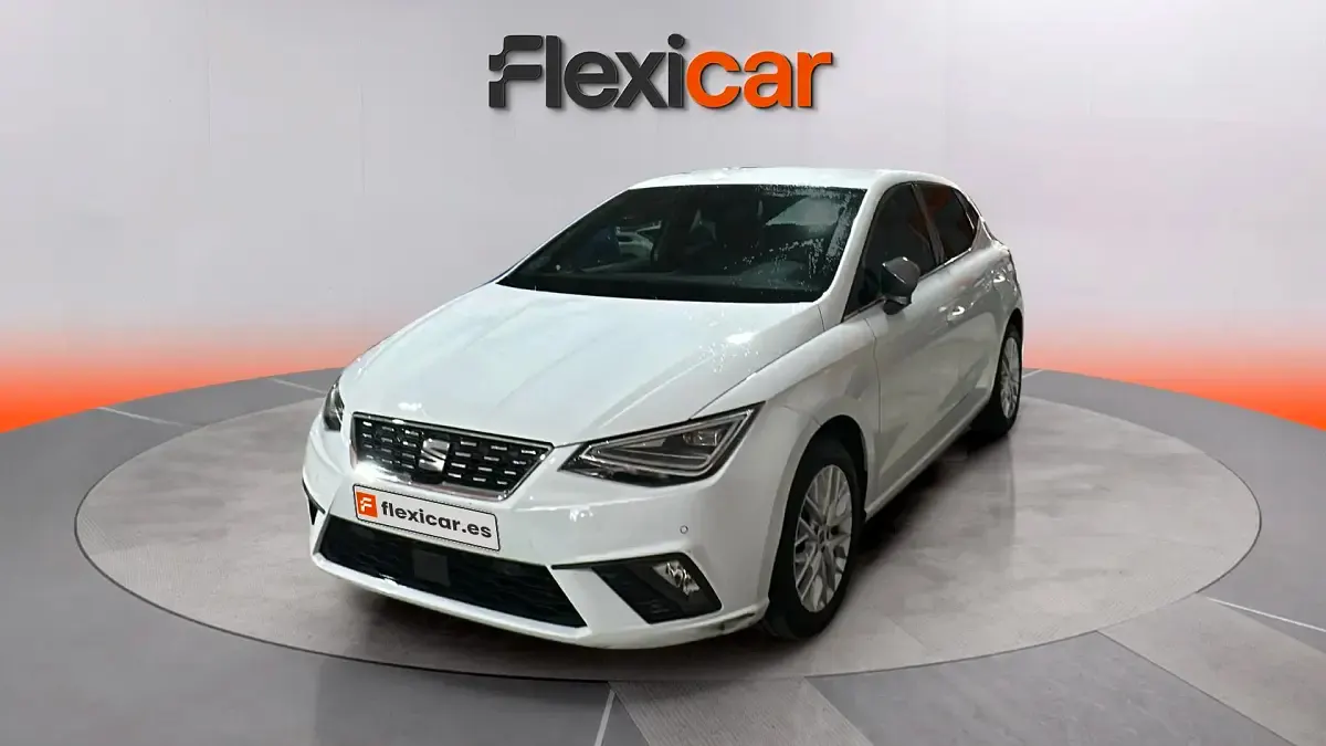 Usado Seat Ibiza XCELLENCE 116 CV (85 kW) 2024 Blanco Utilitario
