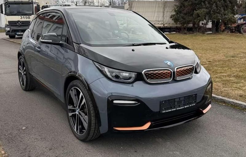 Usado BMW i3 135 kW (184 CV) 2022 Gris Utilitario