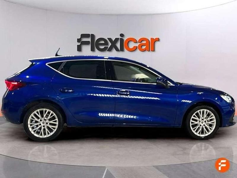 Usado Seat Leon XCELLENCE 150 CV (110 kW) 2021 Azul Utilitario