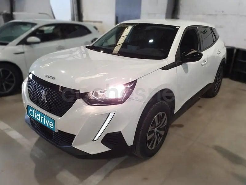Usado Peugeot 2008 Active 110 CV (80 kW) 2022 Blanco SUV