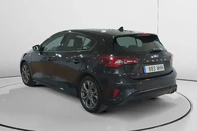 Usado Ford Focus ST-Line 126 CV (92 kW) 2023 Azul Utilitario