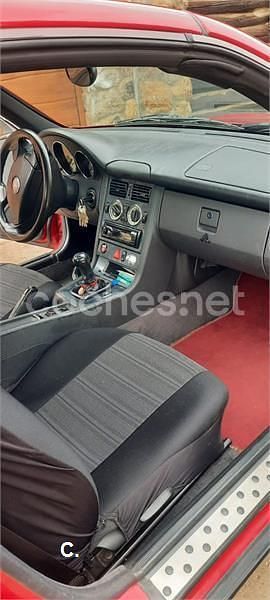Usado Mercedes SLK200 136 CV (100 kW) 1998 Rojo Descapotable