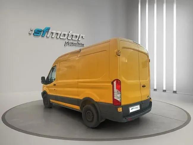 Käytetty Ford Transit 131 HP (96 kW) 2018 Keltainen Van
