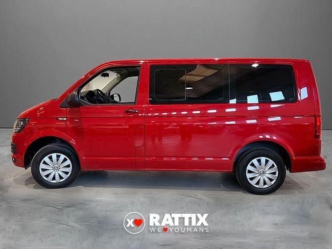 Usado VW Caravelle Trendline 150 CV (110 kW) 2018 Rojo Monovolumen