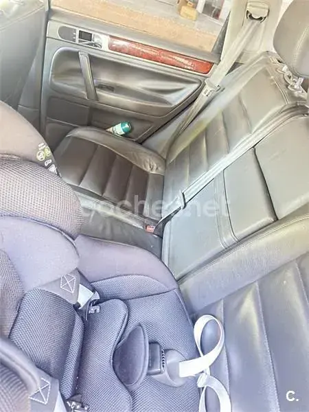 Usado VW Touareg 220 CV (161 kW) 2003 Negro SUV