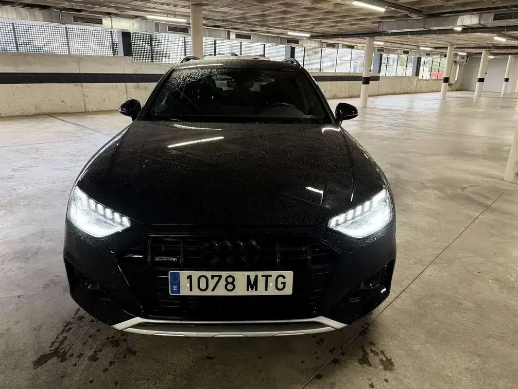 Usado Audi A4 Allroad Ambiente 204 CV (150 kW) 2024 Negro Familiar