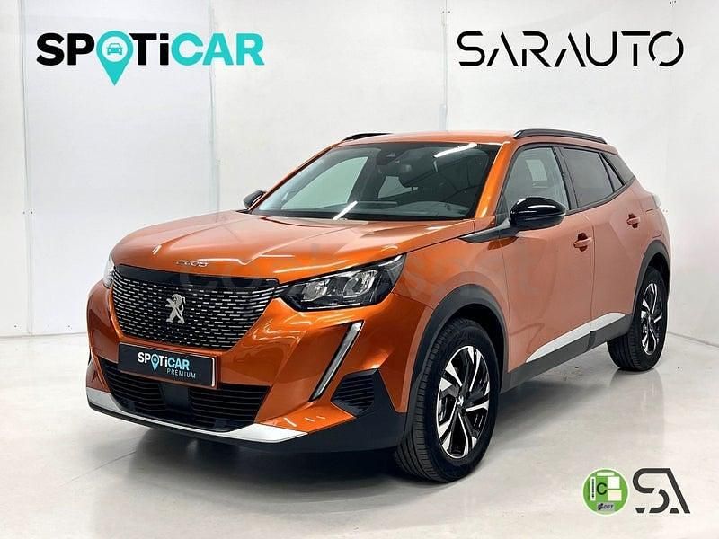 Usado Peugeot 2008 Allure 100 CV (73 kW) 2024 Naranja SUV