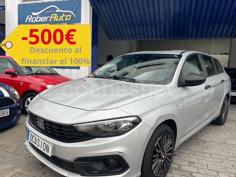 Gris / plata Usado 2022 Fiat Tipo Cross Familiar | 7999 € - Imagen 1/4