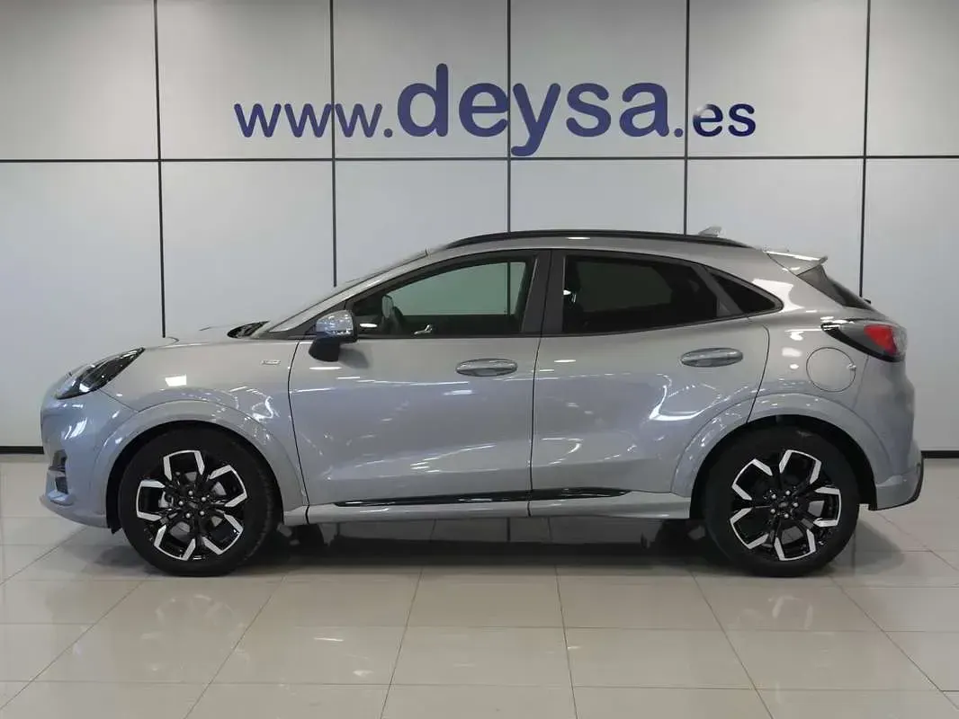 Usado Ford Puma ST-Line X 125 CV (91 kW) 2023 Plateado SUV