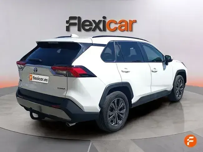 Usado Toyota RAV4 Hybrid Advance 218 CV (160 kW) 2023 Blanco SUV