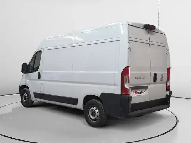 Usado Fiat Ducato 141 CV (103 kW) 2023 Blanco Van