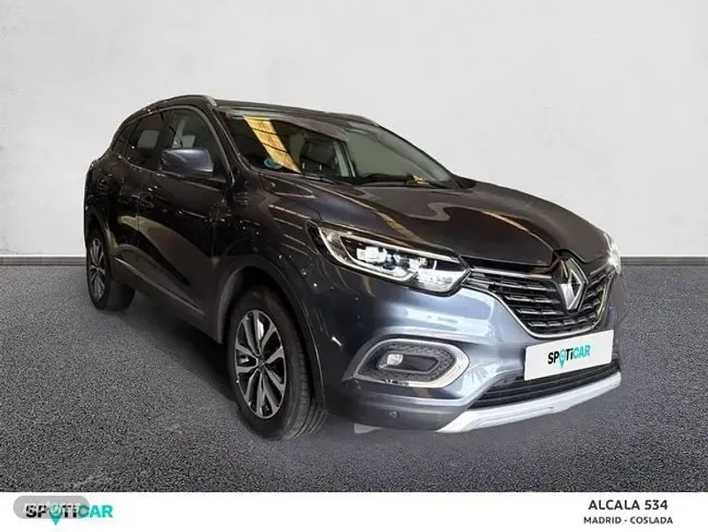 Usado Renault Kadjar Zen 140 CV (102 kW) 2019 Gris SUV