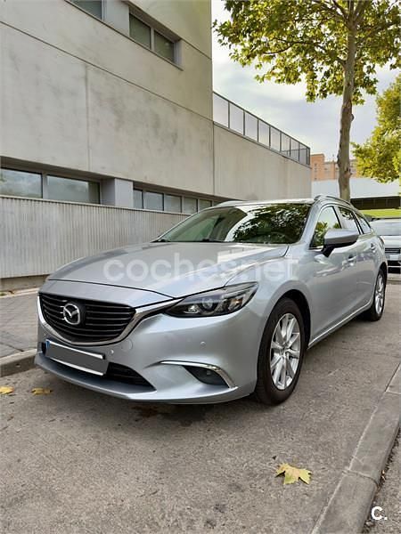 Usado Mazda 6 Comfort 150 CV (110 kW) 2015 Gris / plata Berlina