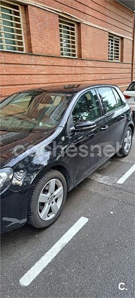 Usado VW Golf VII 105 CV (77 kW) 2012 Negro Berlina
