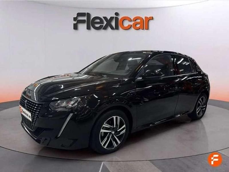 Usado Peugeot 208 Allure 101 CV (74 kW) 2022 Negro Utilitario