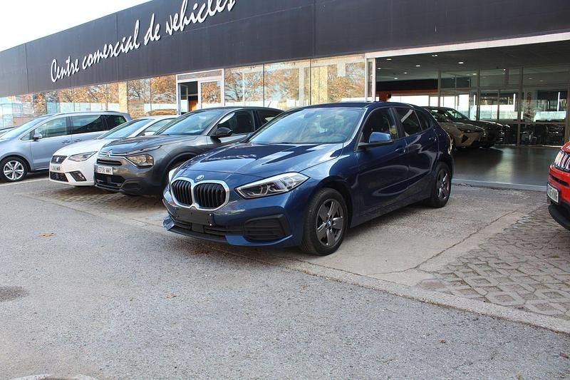 Azul Usado 2023 BMW 116 Utilitario | 19.850 € (Buen precio) - Imagen 1/4