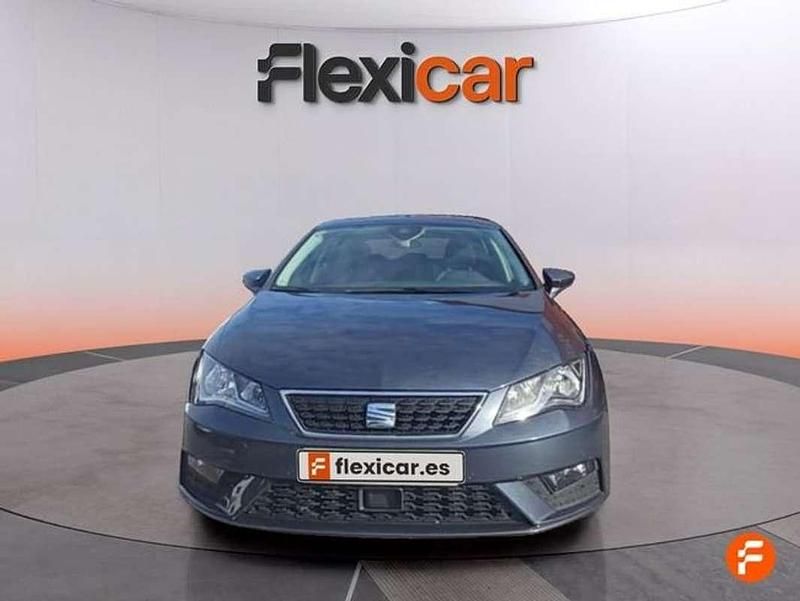 Usado Seat Leon ST Style 131 CV (96 kW) 2020 Gris Familiar