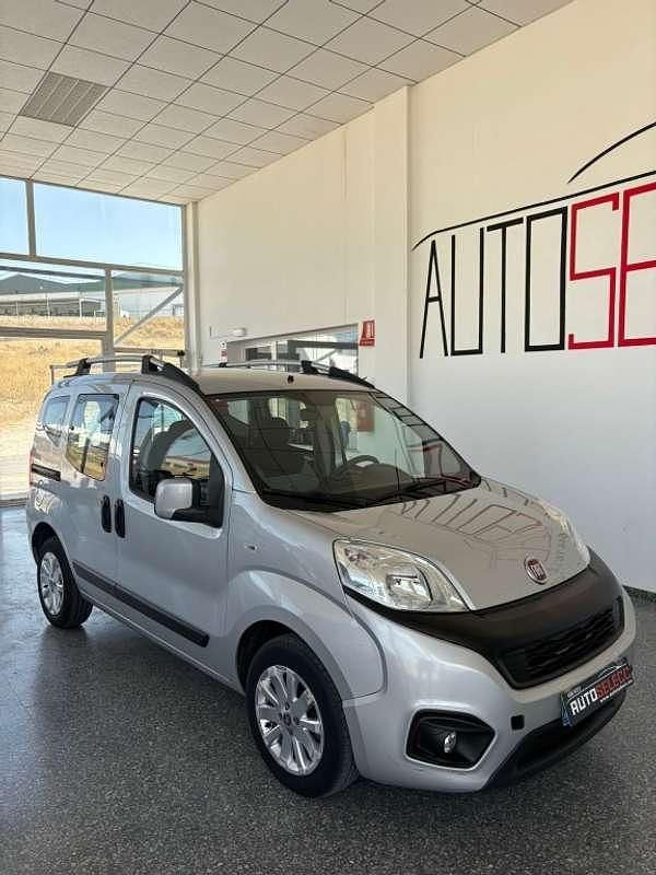 Gris Usado 2019 Fiat Qubo Easy Monovolumen | 6900 € (Super precio) - Imagen 1/4