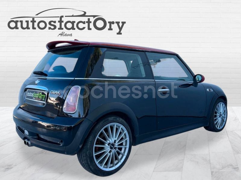Usado Mini Cooper S 163 CV (119 kW) 2004 Negro Utilitario