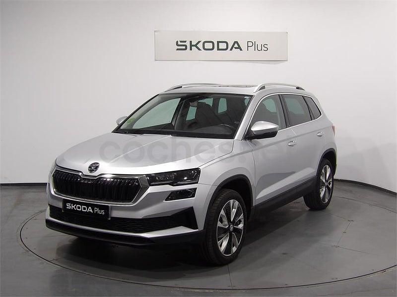 Usado Skoda Karoq 150 CV (110 kW) 2024 Gris plata SUV