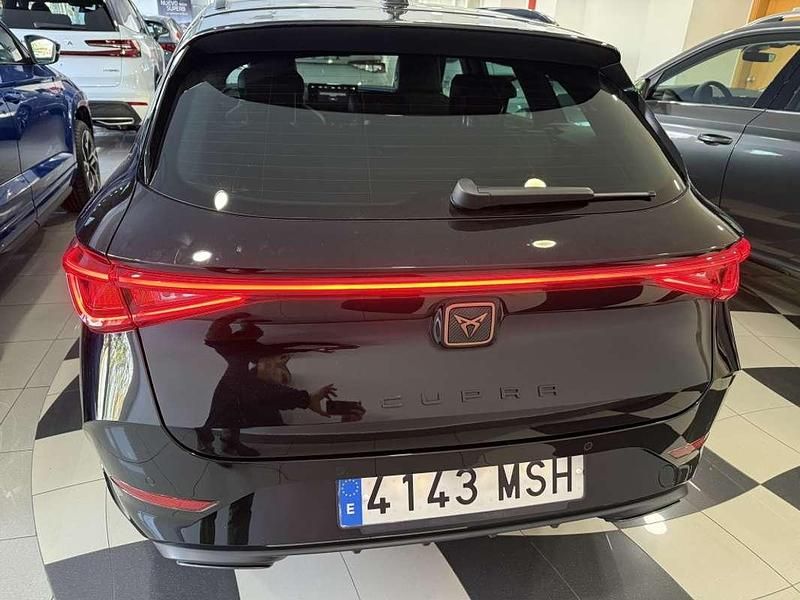 Käytetty Cupra Leon 150 HP (110 kW) 2024 Musta Farmari