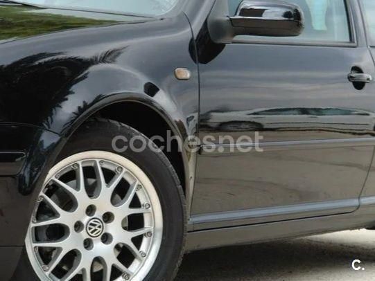 Negro Usado 2003 VW Golf IV GTI Berlina | 3800 € (Un poco caro) - Imagen 1/3