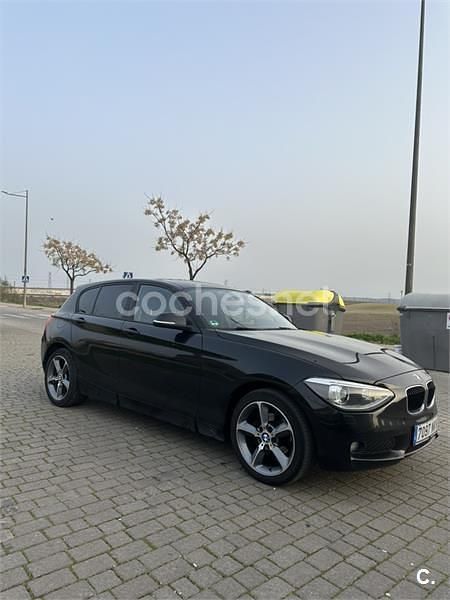 Begagnad BMW 118 143 HK (105 kW) 2013 Svart Halvkombi