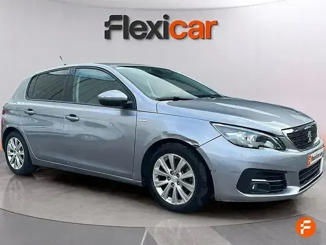 Usado Peugeot 308 Active 130 CV (95 kW) 2020 Gris Berlina