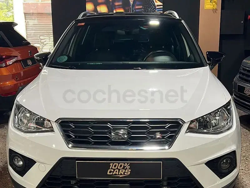 Usado Seat Arona Ecomotive 115 CV (84 kW) 2018 Blanco SUV
