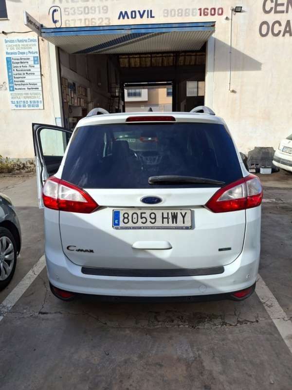 Usado Ford C-MAX Trend 125 CV (91 kW) 2014 Blanco Monovolumen