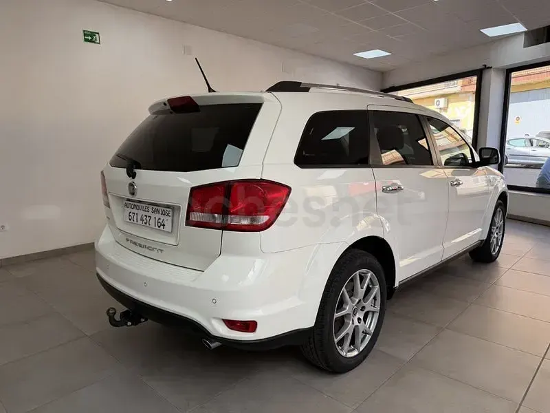 Usado Fiat Freemont Cross 170 CV (125 kW) 2015 Blanco SUV