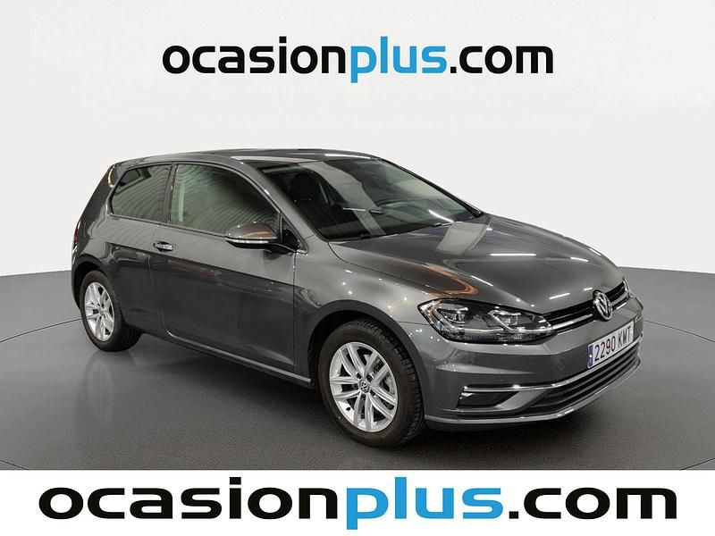 Usado VW Golf VII Advance 125 CV (91 kW) 2018 Gris Utilitario