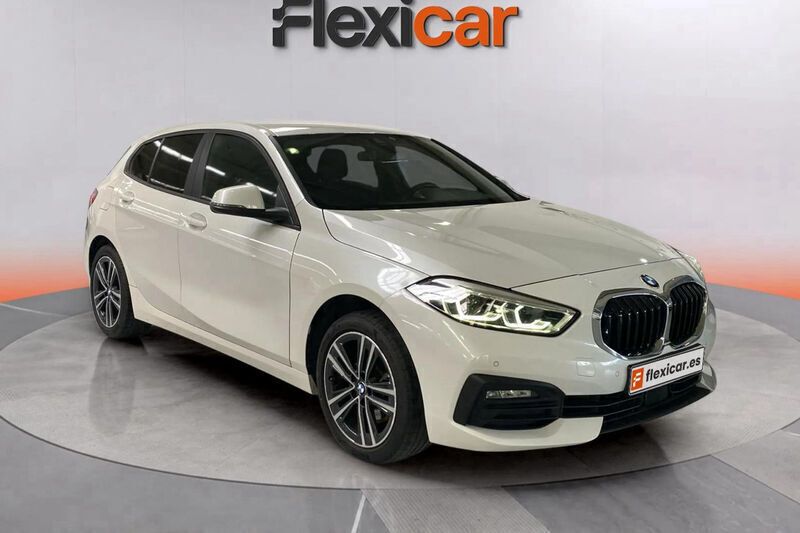 Blanco Usado 2021 BMW 118 Utilitario | 20.490 € (Buen precio) - Imagen 1/4