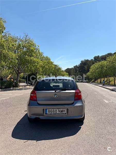 Usado BMW 116 115 CV (84 kW) 2010 Gris / plata Utilitario