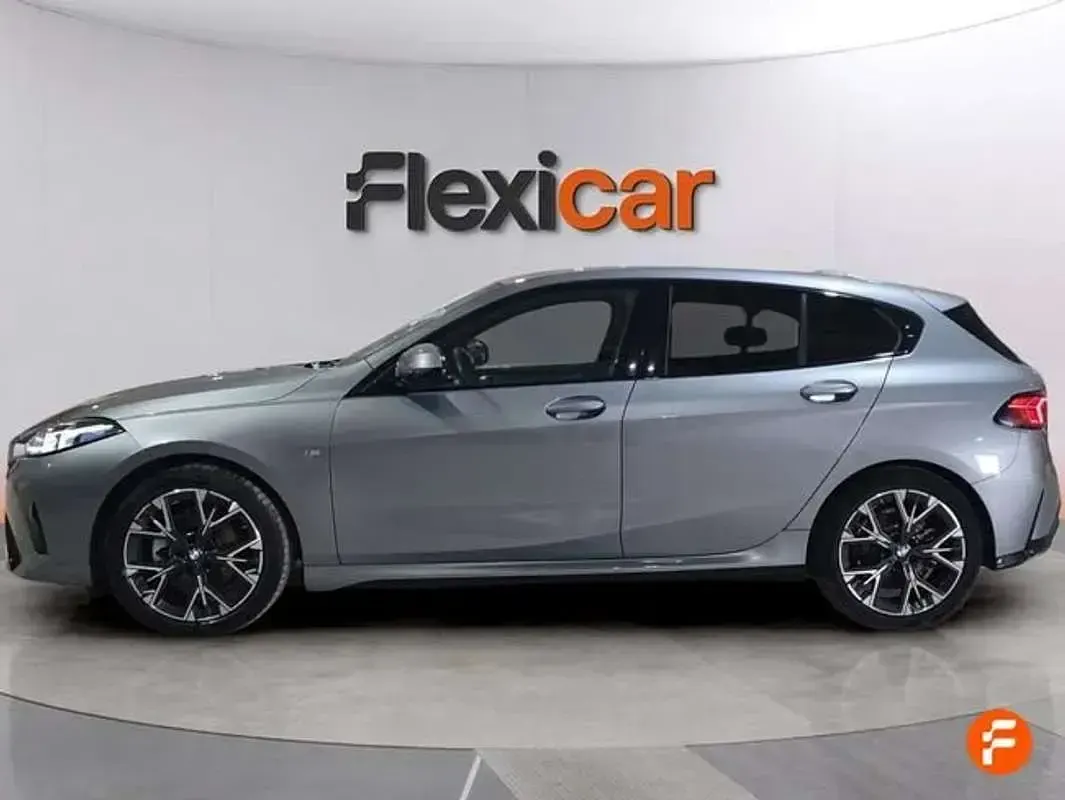 Usado BMW 120 163 CV (119 kW) 2025 Gris Utilitario