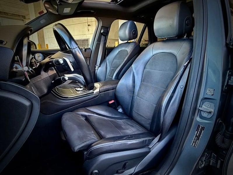 Usado Mercedes GLC250 211 CV (155 kW) 2018 Gris / plata SUV