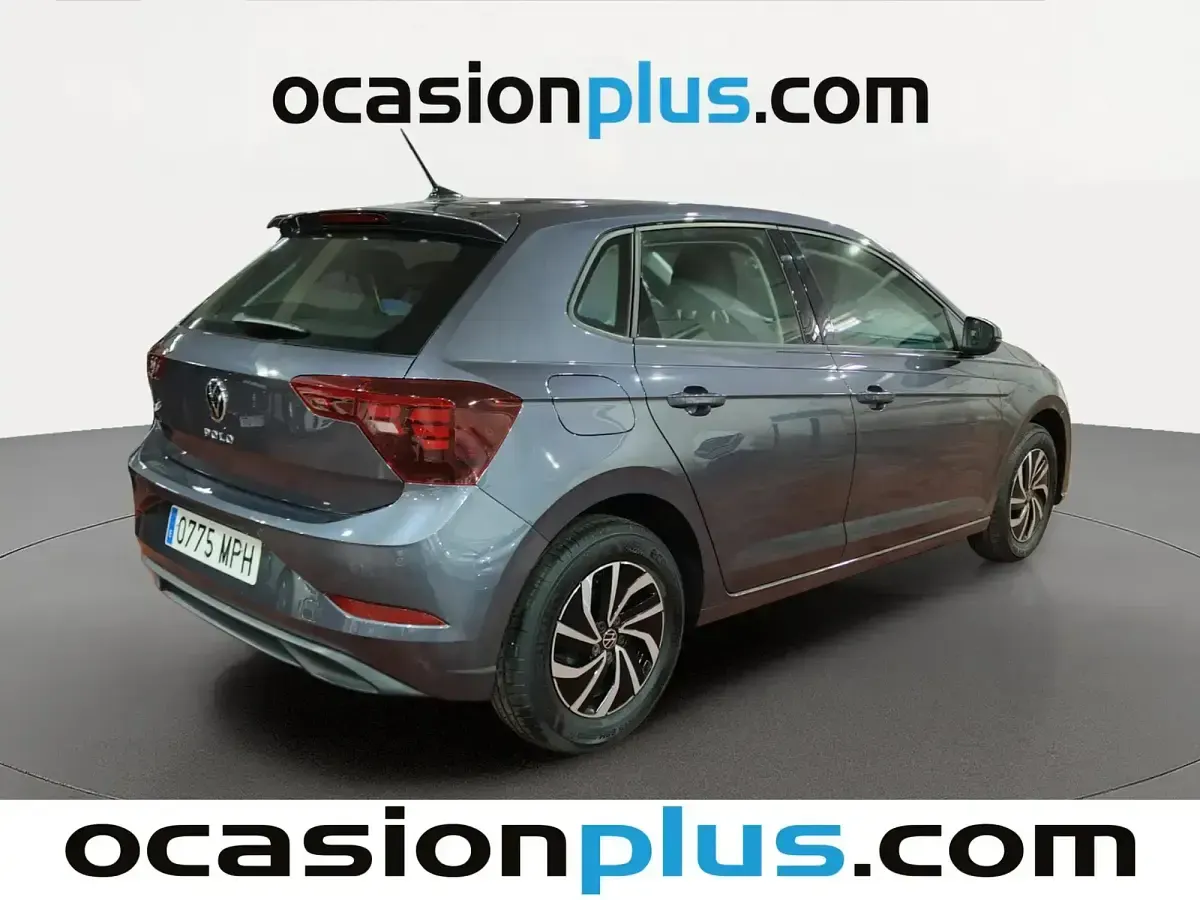 Usado VW Polo Life 95 CV (69 kW) 2024 Gris Utilitario