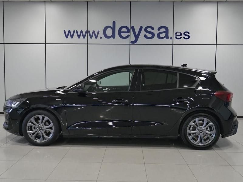 Usado Ford Focus ST-Line 155 CV (114 kW) 2023 Negro Berlina